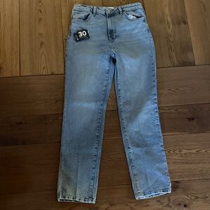 Joe’s Light Wash Women’s Jeans - Classic Straight Leg